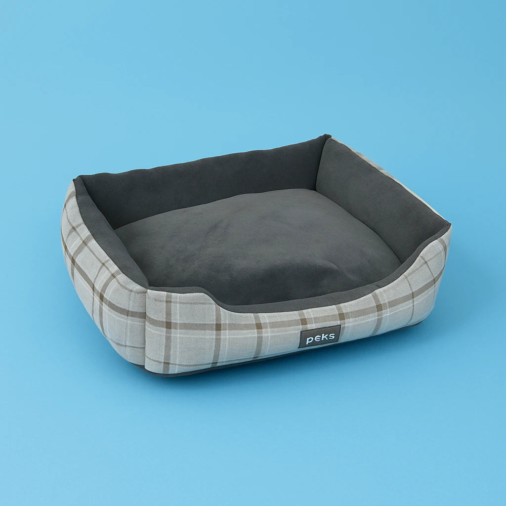 Checkered Pet Beds