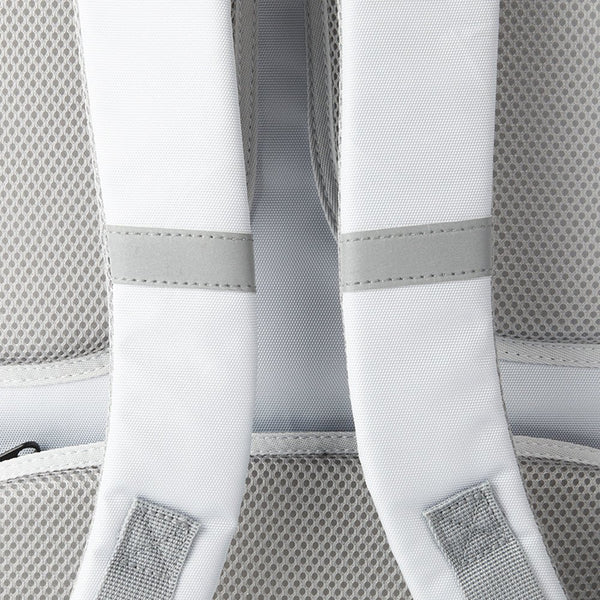 Breezy 2 - Smart Backpack